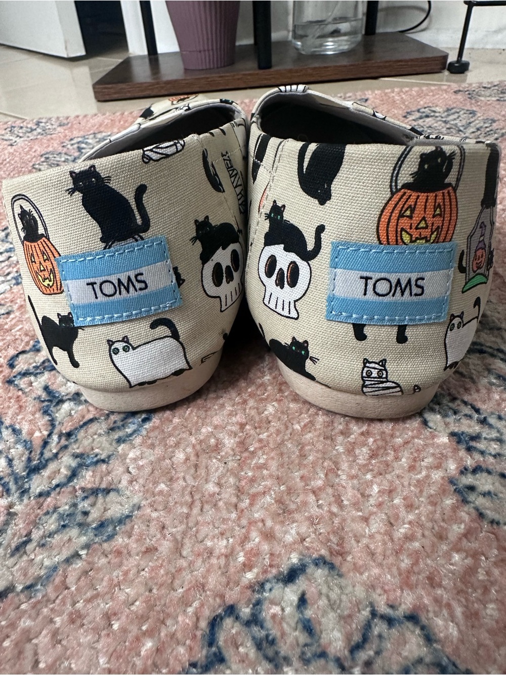 Toms Beige Halloween Cat & Pumpkin Slip-On Flats - Picture 4 of 5